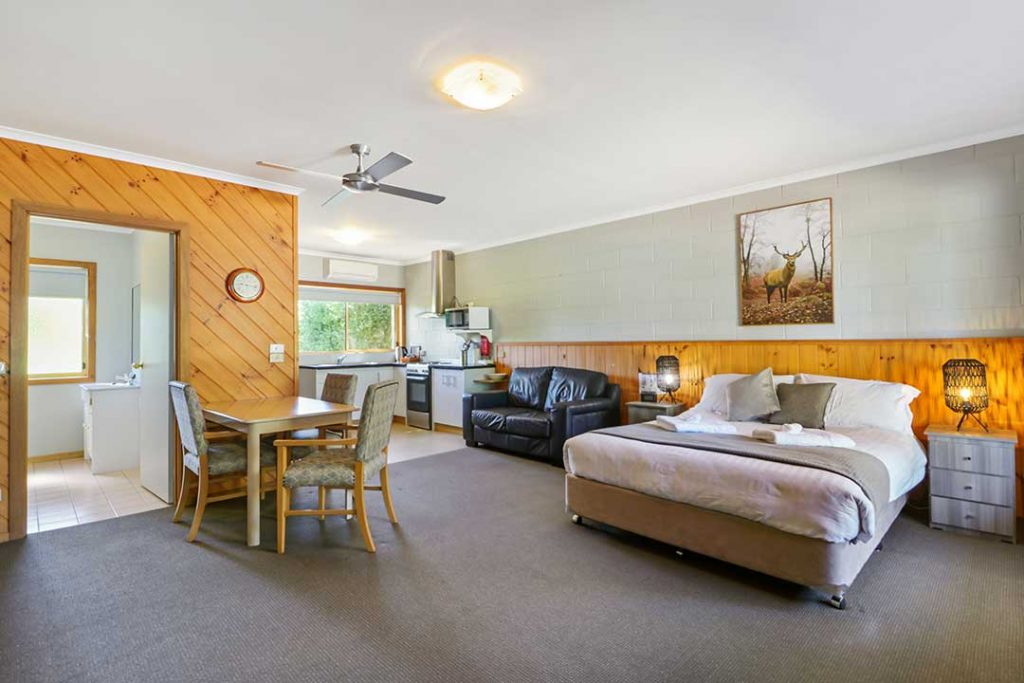 in Mansfield, Victoria All Seasons Mansfield All